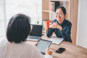 HR managers are interviewing job applicants who fill out their role