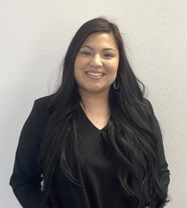 Lorena Flores Headshot